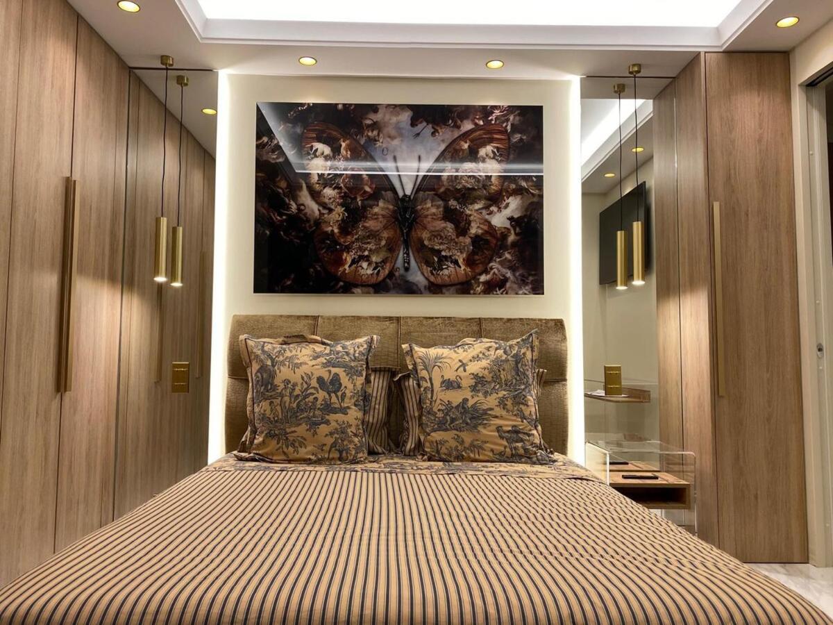 Luxury Flat 16 Tour Eiffel * Parijs