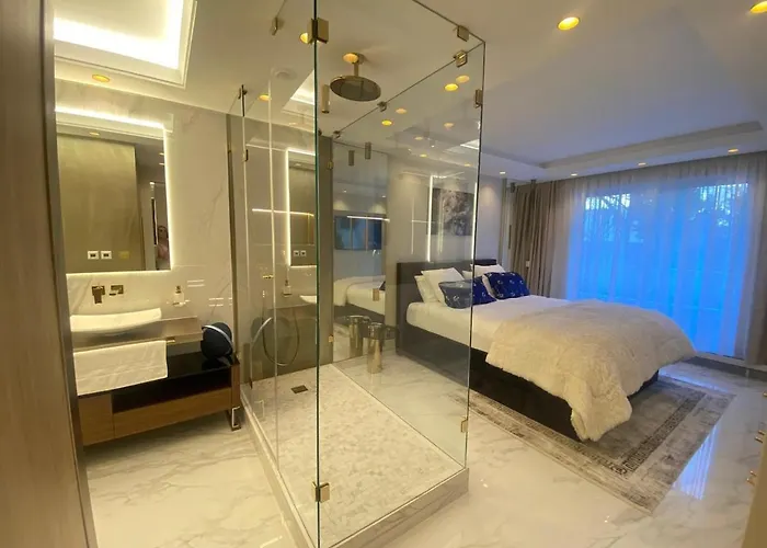 Luxury Flat Paris 16 Tour Eiffel